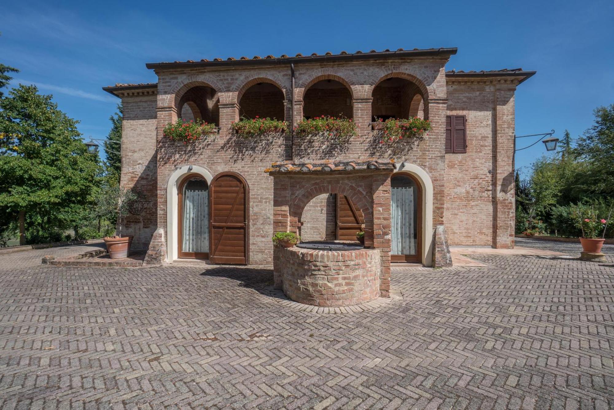 Il Canto Del Sole Monteroni dʼArbia Exterior foto